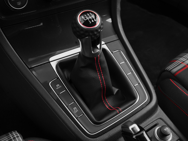 2016 Volkswagen Golf GTI SE w/Performance Package