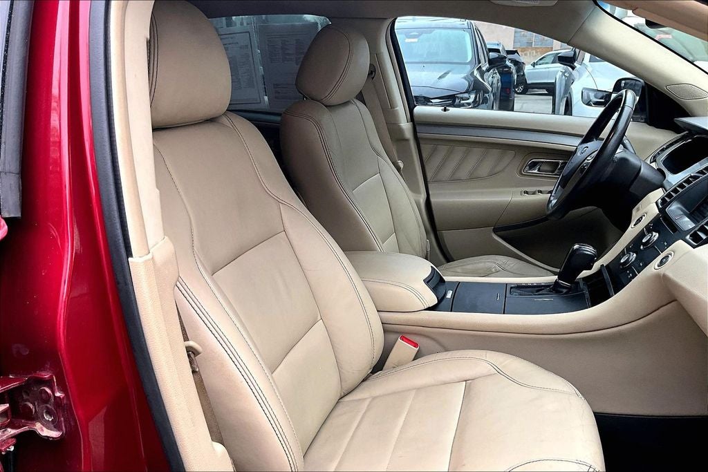 2015 Ford Taurus SEL