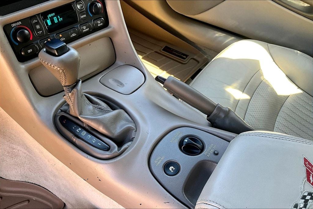 2003 Chevrolet Corvette Base