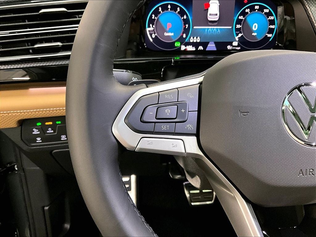 2026 Volkswagen Atlas Cross Sport 2.0T SEL R-Line Black