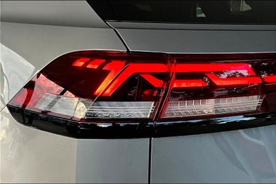 2026 Volkswagen Atlas Cross Sport 2.0T SEL R-Line Black