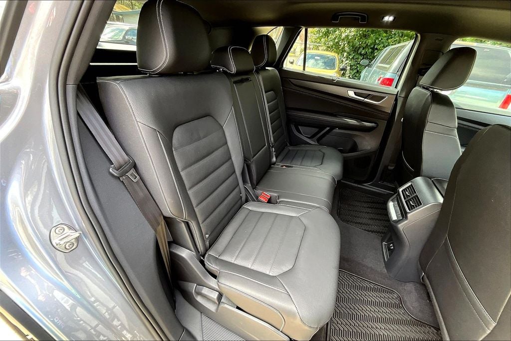 2025 Volkswagen Atlas Cross Sport 2.0T SEL