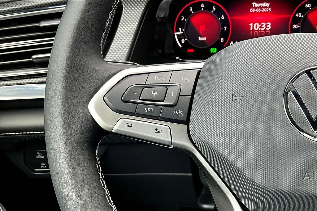 2025 Volkswagen Atlas Cross Sport 2.0T SEL