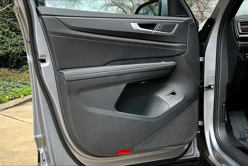 2025 Volkswagen Atlas Cross Sport 2.0T SEL