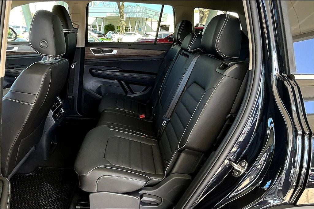 2025 Volkswagen Atlas 2.0T SEL