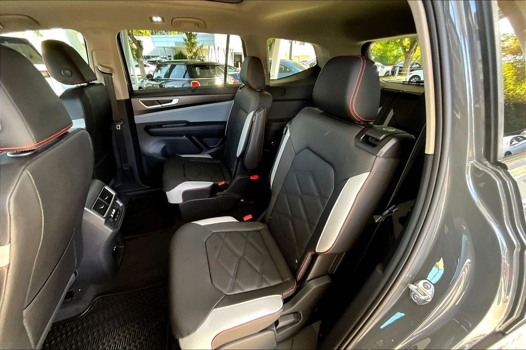 2026 Volkswagen Atlas 2.0T Peak Edition