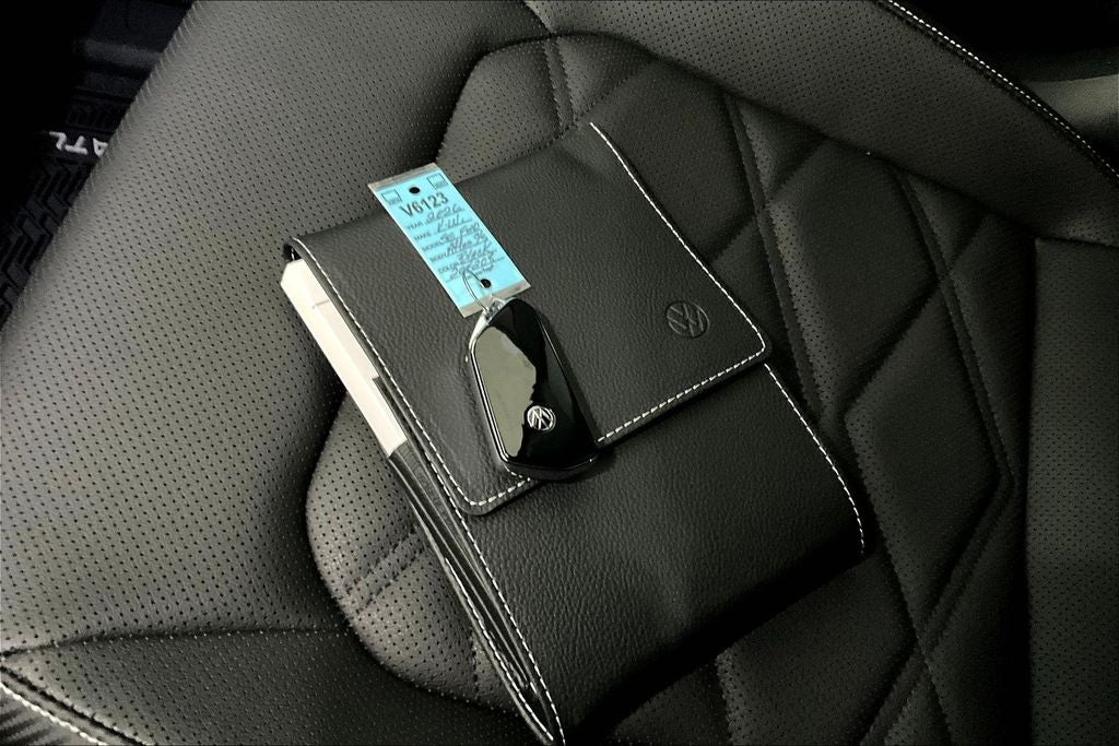 2026 Volkswagen Atlas Cross Sport 2.0T SE