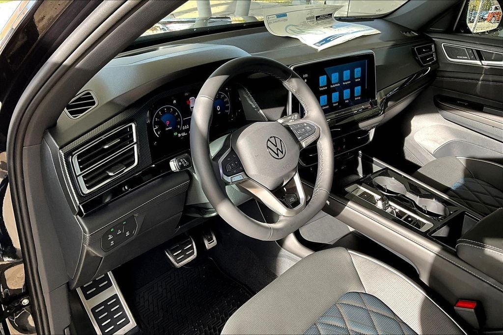 2026 Volkswagen Atlas Cross Sport 2.0T SEL Premium R-Line