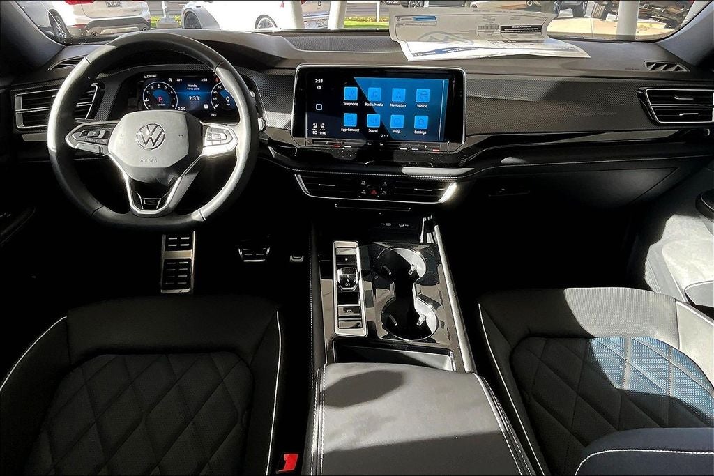 2026 Volkswagen Atlas Cross Sport 2.0T SEL Premium R-Line