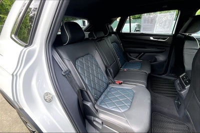 2024 Volkswagen Atlas Cross Sport 2.0T SEL Premium R-Line
