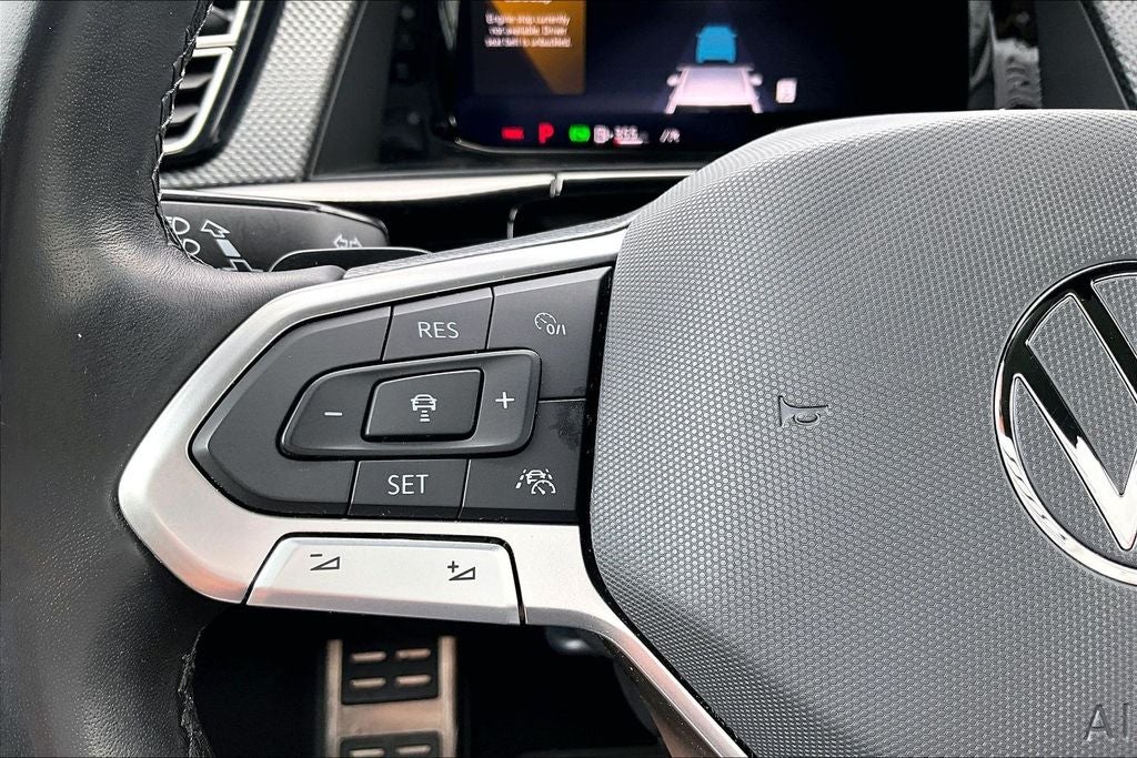 2024 Volkswagen Atlas Cross Sport 2.0T SEL Premium R-Line