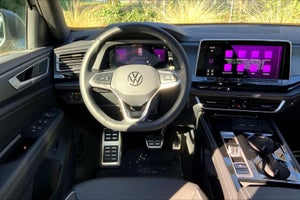 2024 Volkswagen Atlas Cross Sport SEL Premium R-Line with 4MOTION&#174;