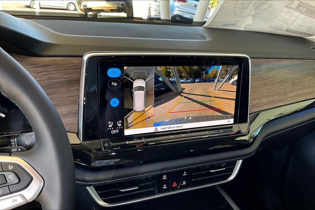 2026 Volkswagen Atlas 2.0T SEL Premium R-Line