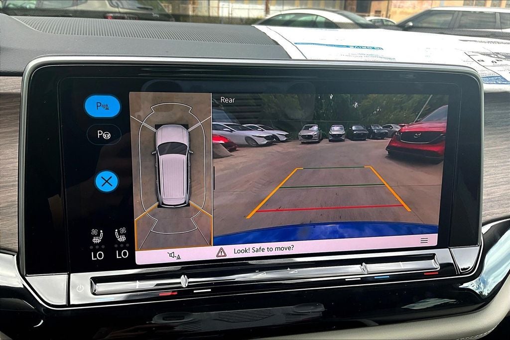 2026 Volkswagen Atlas 2.0T SEL Premium R-Line