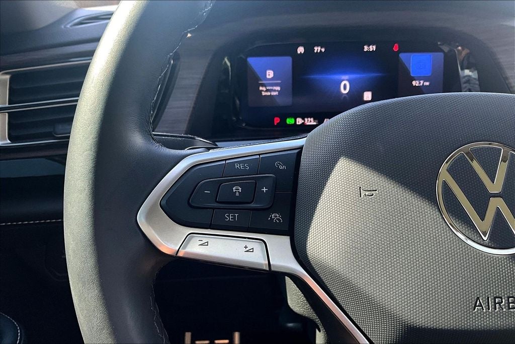 2024 Volkswagen Atlas 2.0T SEL Premium R-Line