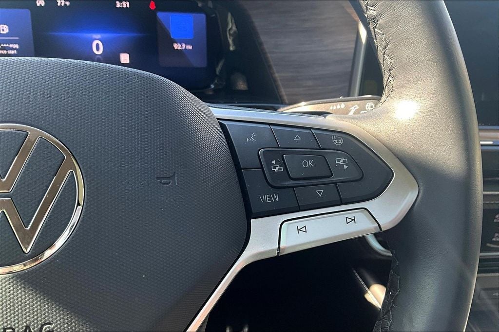 2024 Volkswagen Atlas 2.0T SEL Premium R-Line
