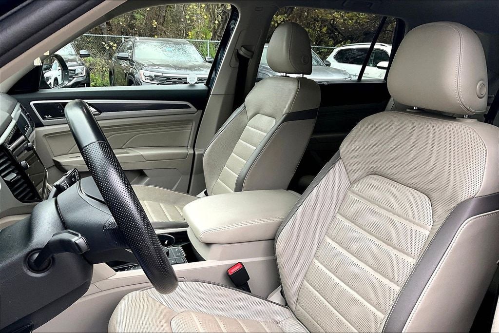 2022 Volkswagen Atlas 3.6L V6 SEL Premium R-Line