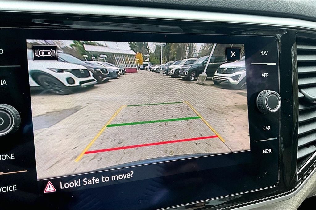 2022 Volkswagen Atlas 3.6L V6 SEL Premium R-Line