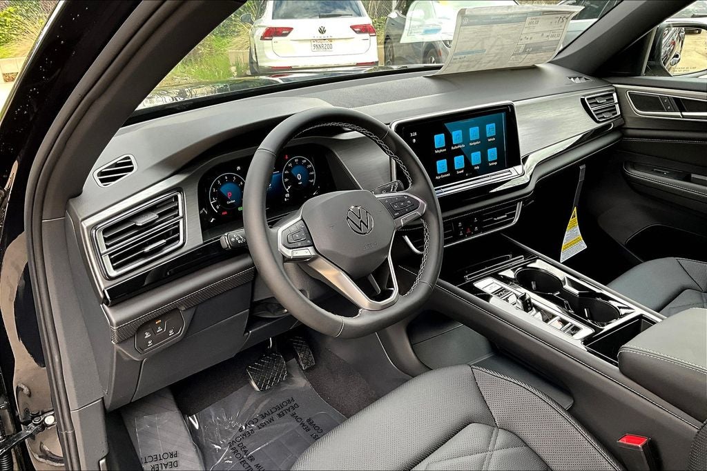 2025 Volkswagen Atlas Cross Sport 2.0T SE w/ Technology