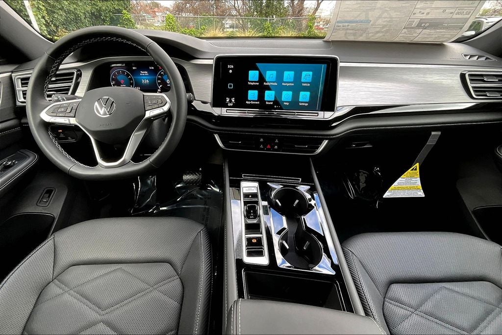 2025 Volkswagen Atlas Cross Sport 2.0T SE w/ Technology