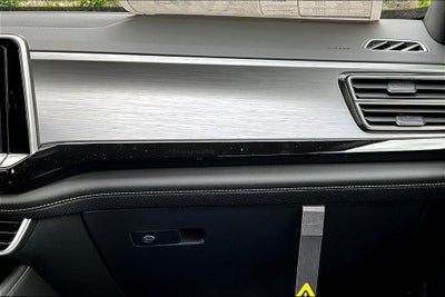 2025 Volkswagen Atlas Cross Sport 2.0T SE w/ Technology