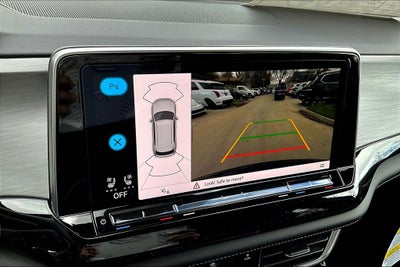 2025 Volkswagen Atlas Cross Sport 2.0T SE w/ Technology