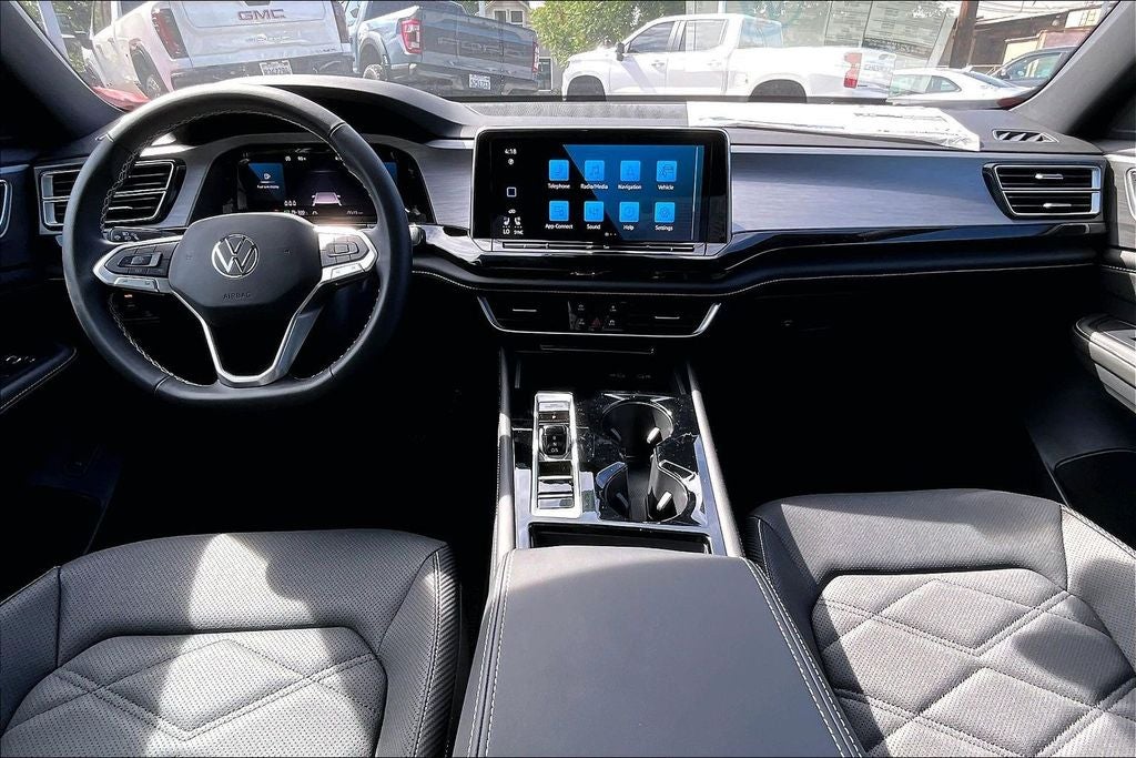 2026 Volkswagen Atlas Cross Sport 2.0T SE W/TECHNOLOGY