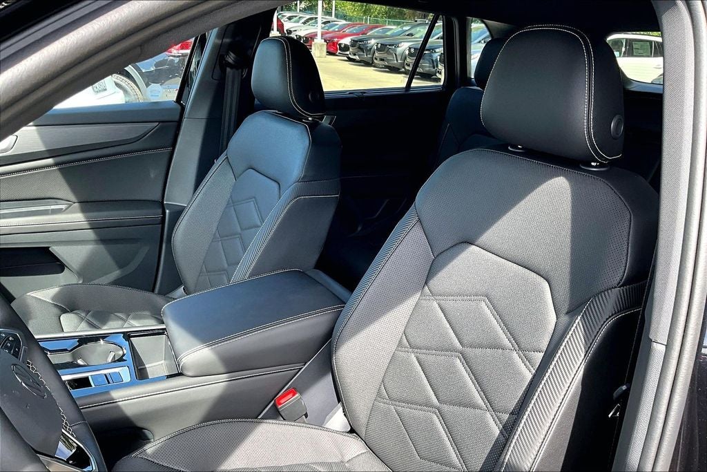 2026 Volkswagen Atlas Cross Sport SE w/Tech - Photo 18