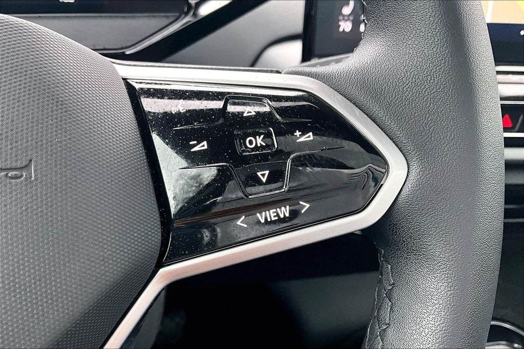 2023 Volkswagen ID.4 Pro S Plus