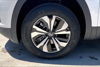 2026 Volkswagen Atlas Cross Sport 2.0T SE