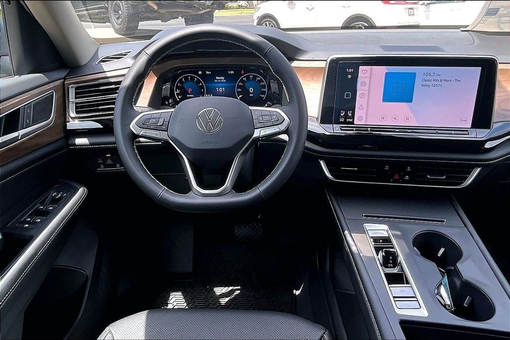 2026 Volkswagen Atlas 2.0T SE