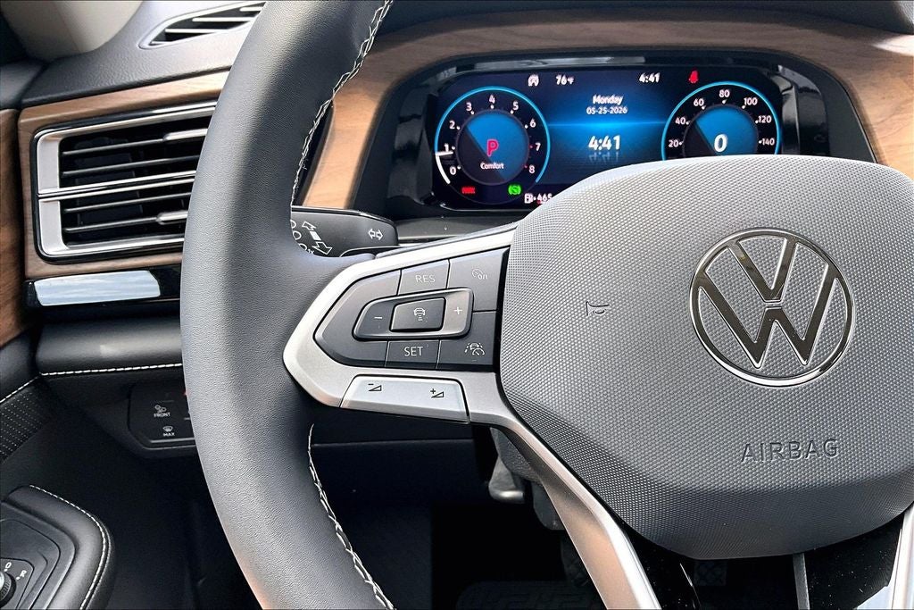 2026 Volkswagen Atlas 2.0T SE