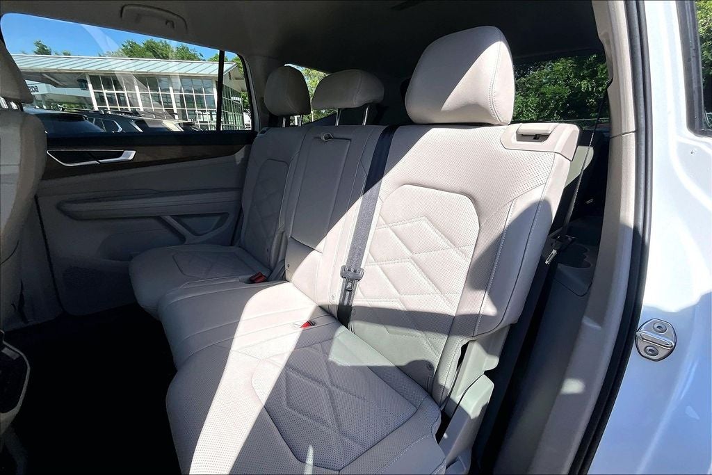 2026 Volkswagen Atlas 2.0T SE