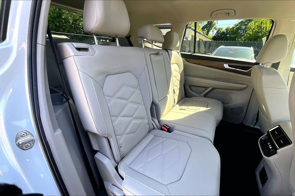 2026 Volkswagen Atlas 2.0T SE