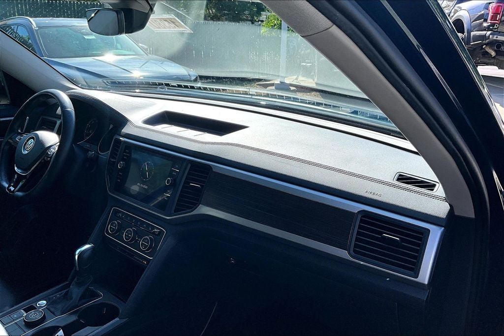 2020 Volkswagen Atlas 3.6L V6 SE w/Technology