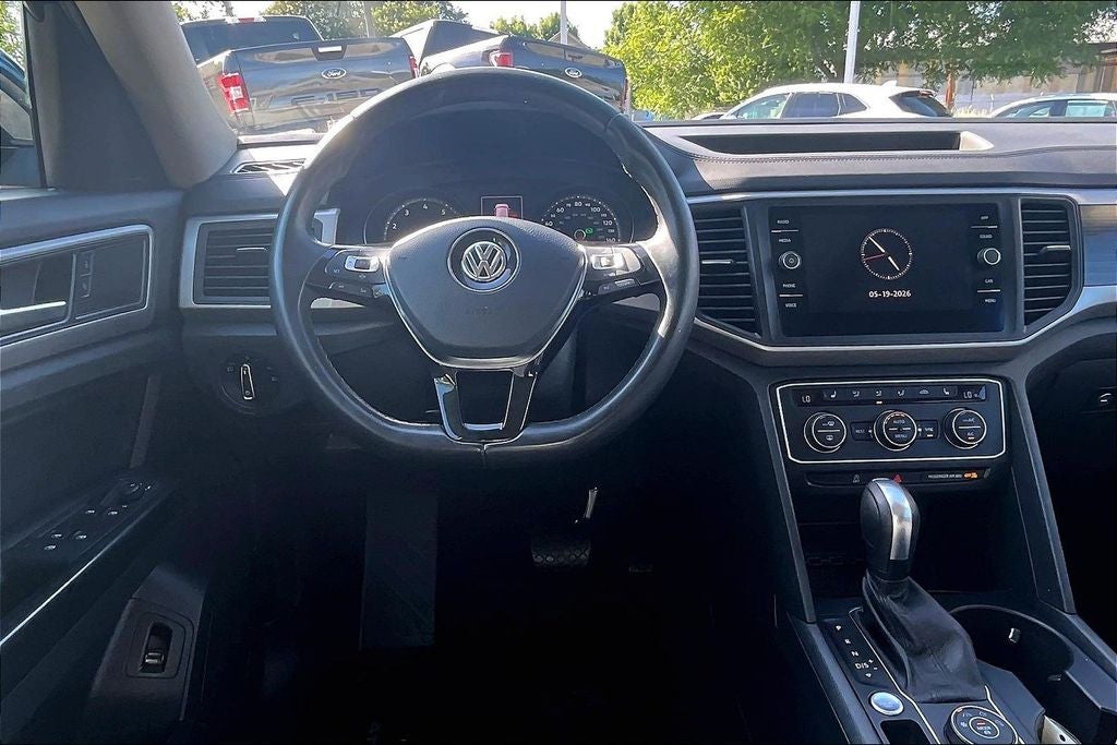 2020 Volkswagen Atlas 3.6L V6 SE w/Technology
