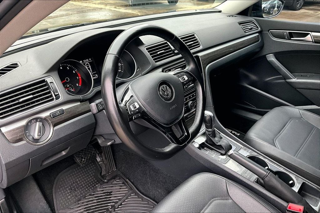 2018 Volkswagen Passat 2.0T SE