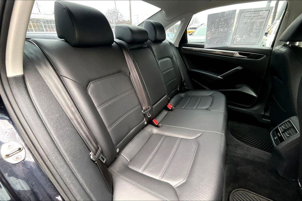 2018 Volkswagen Passat 2.0T SE