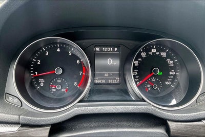 2018 Volkswagen Passat 2.0T SE