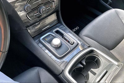 2019 Chrysler 300 Touring