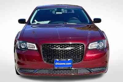 2019 Chrysler 300 Touring