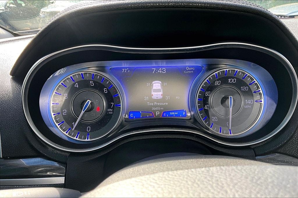 2019 Chrysler 300 Touring