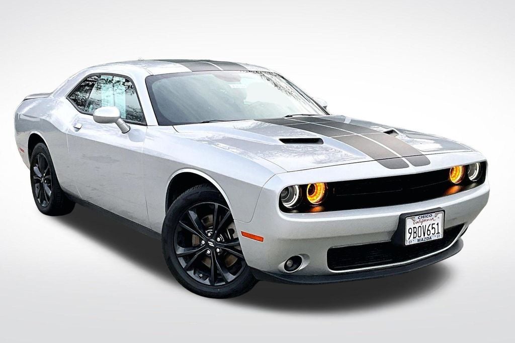 2022 Dodge Challenger SXT