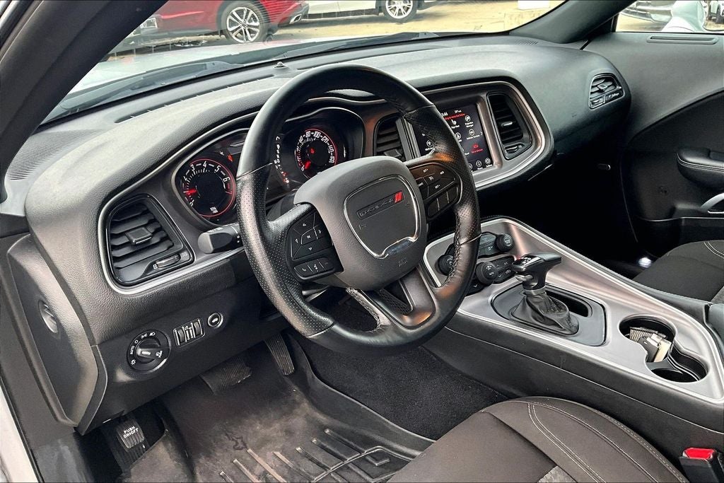 2022 Dodge Challenger SXT