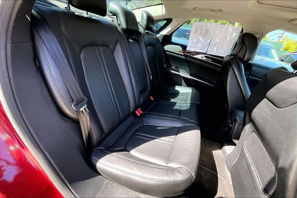 2016 Lincoln MKZ Base