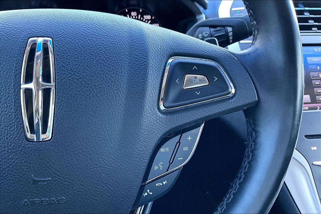 2016 Lincoln MKZ Base