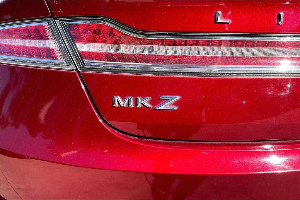 2016 Lincoln MKZ Base