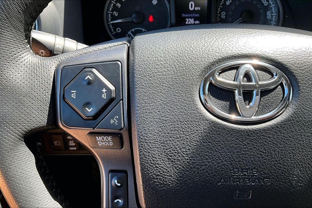 2023 Toyota Tacoma TRD Off-Road V6