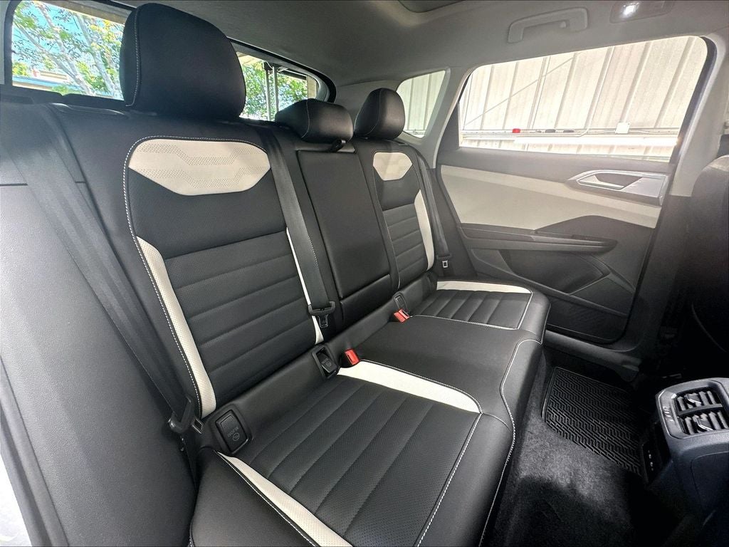 2026 Volkswagen Taos 1.5T SEL