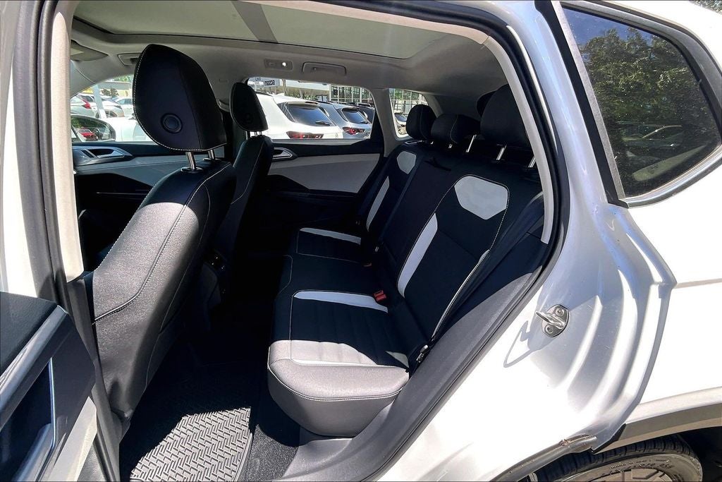 2026 Volkswagen Taos 1.5T SEL
